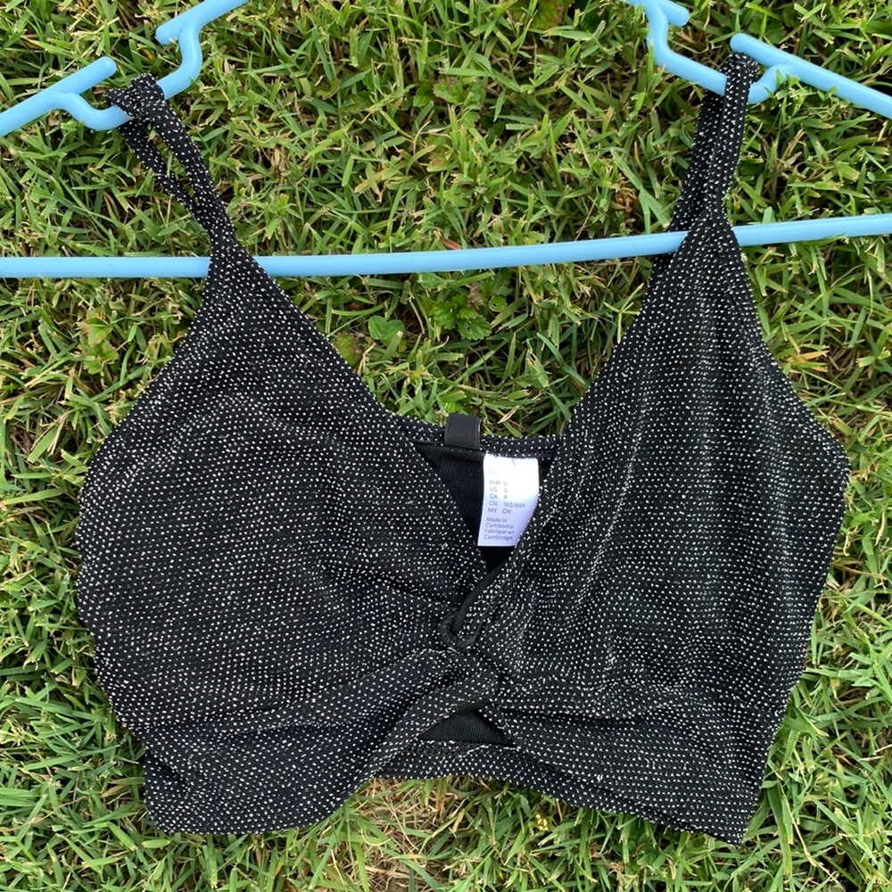 Black crop top